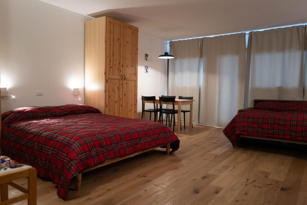 White Escape Apartment วัลตูร์นอนช์ ภายนอก รูปภาพ